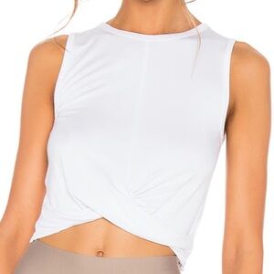ALO Yoga Cover Twist Hem Tank in White Size Small